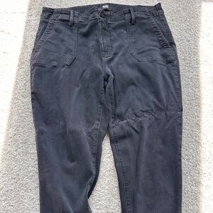 PAIGE - Mayslie Jogger Jeans (Black)